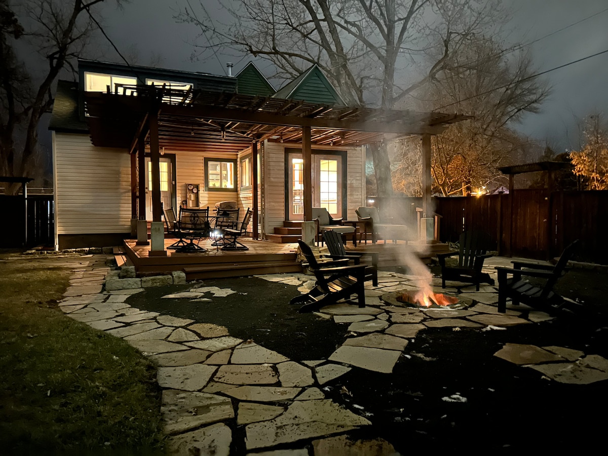 Peak House backyard with fire pit